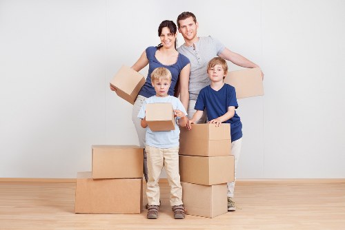 Temporary storage space suited to moves and renovations near Mazehill